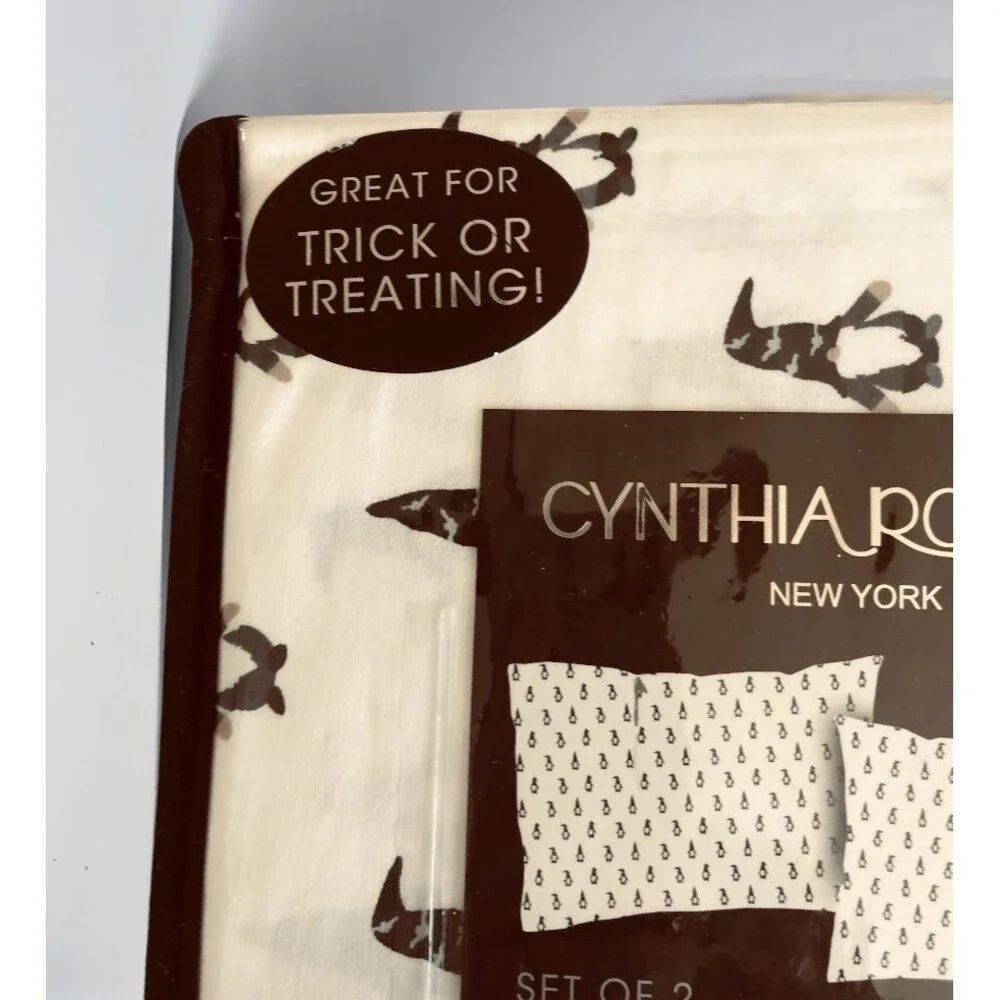 Cynthia Rowley Halloween Standard Pillowcases Gnomes Bats Cotton White Set Of 2